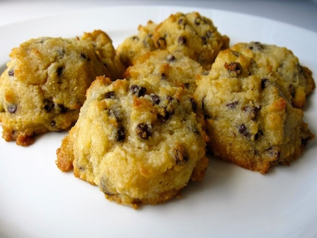 coconut_chocolate_chip_cookie