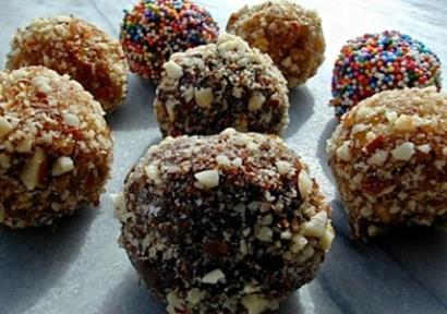 Chocolate-Sprouted-Almond-Balls